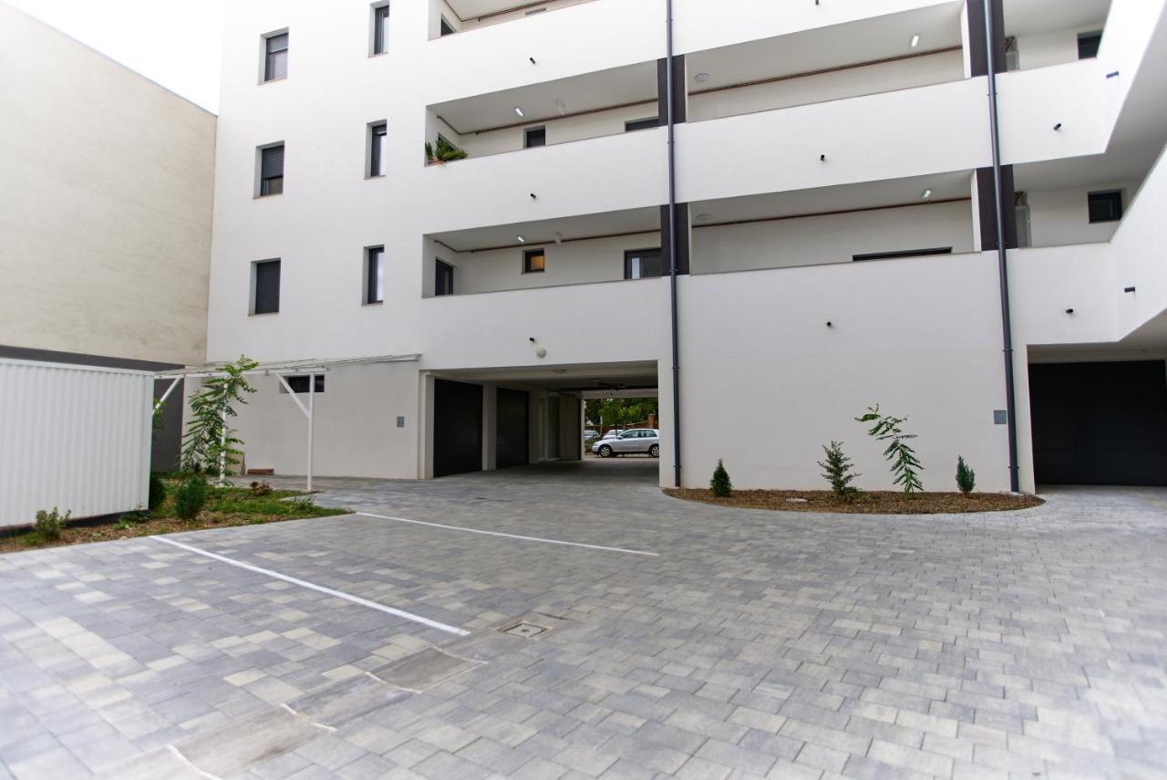Starlight Silver Szeged - Exclusive Dış mekan fotoğraf